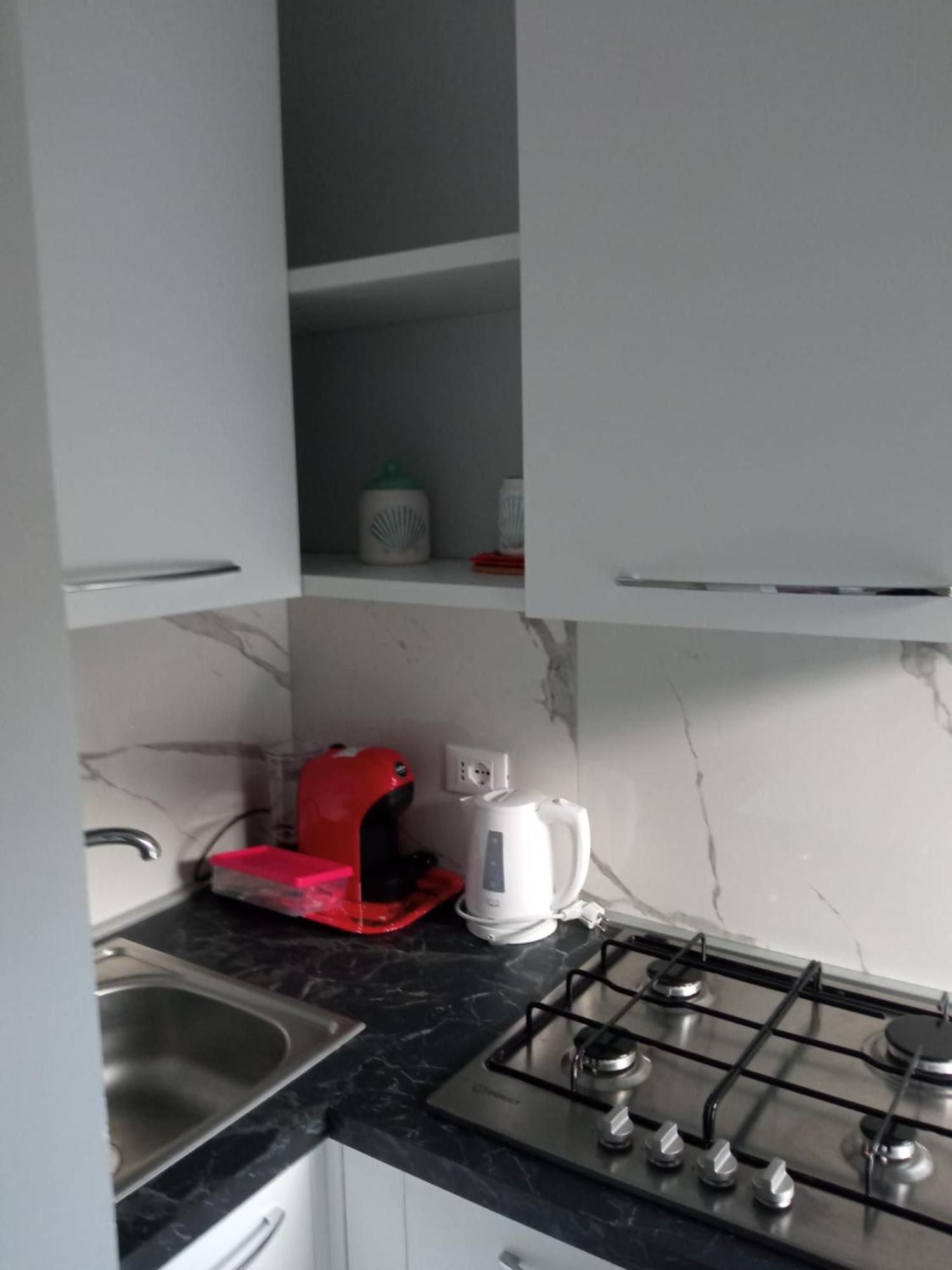Wh - Cuore Home - Attico Monolocale Con Parcheggio Gratuito - 5 Minuti Dal Centro - Wifi Σαν Ρέμο Εξωτερικό φωτογραφία